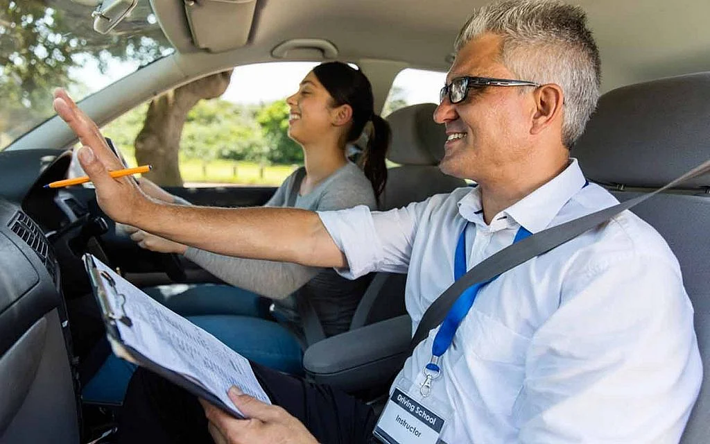 alcona-newmethod-driving-school-dubai-body-c-030820210900-1024x640